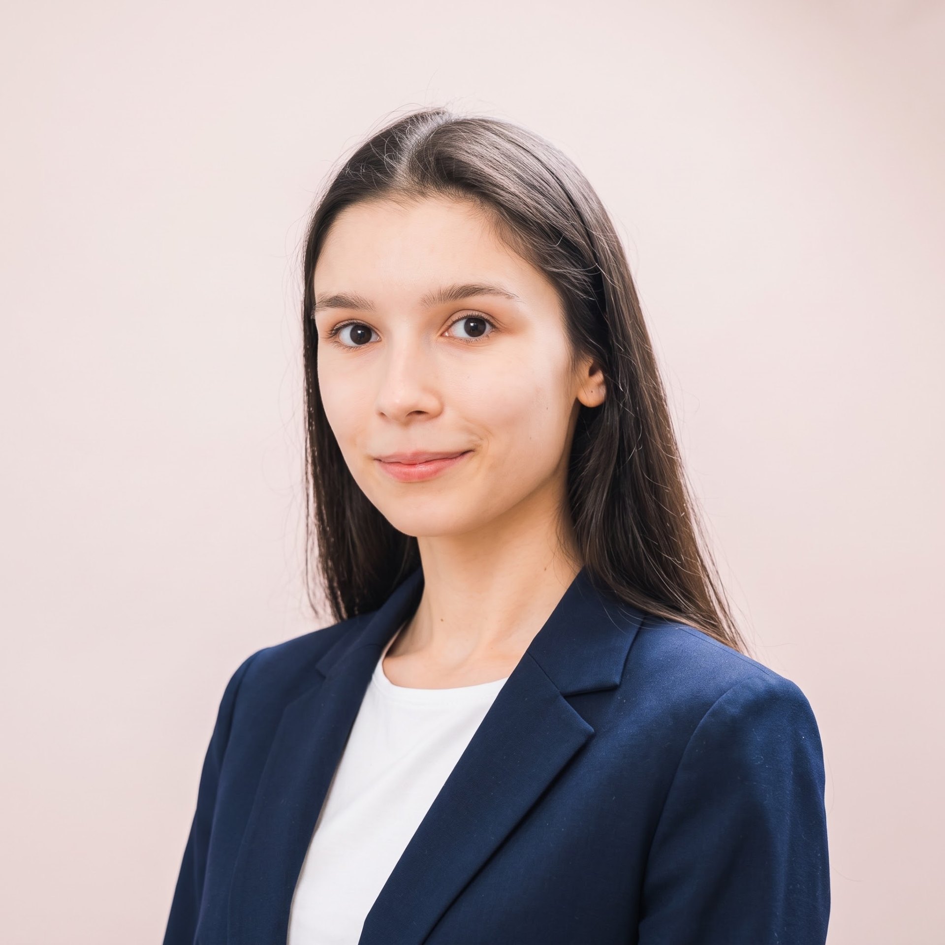 Портретна снимка на Д-р Добрина Бонева